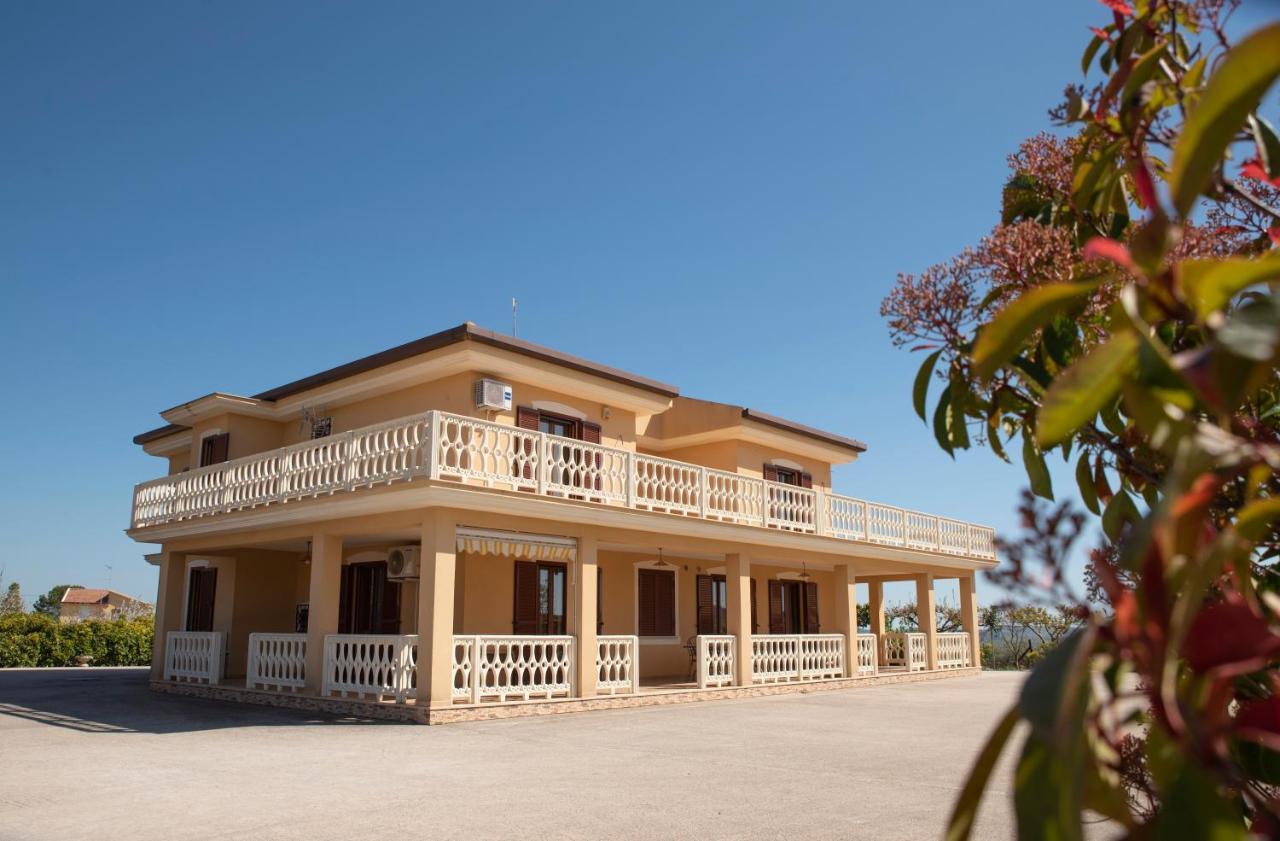 B&B La Terrazza Degli Scrittori Racalmuto Eksteriør billede
